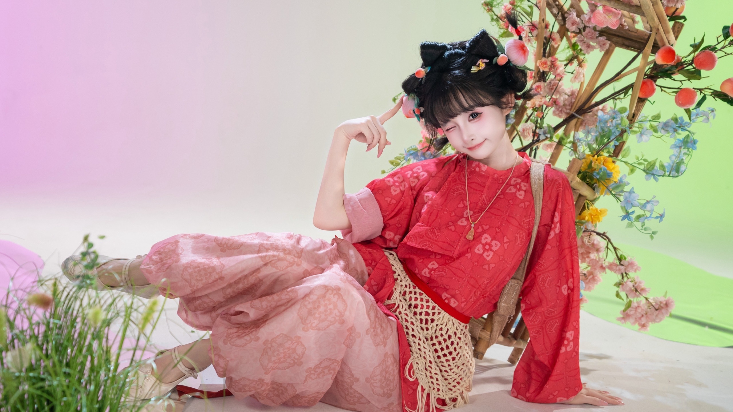 “负重5斤背篓跳舞是什么体验？师妹要扛不动啦！”