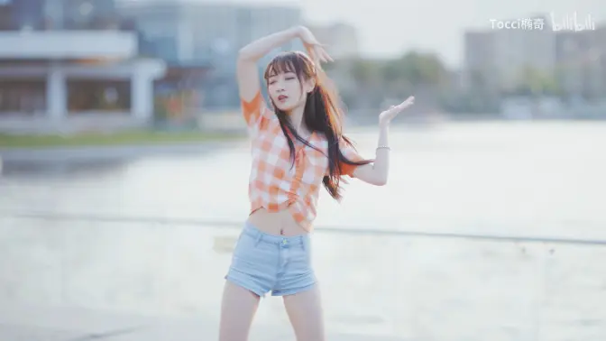 【4K重制】椭奇-Thumbs up