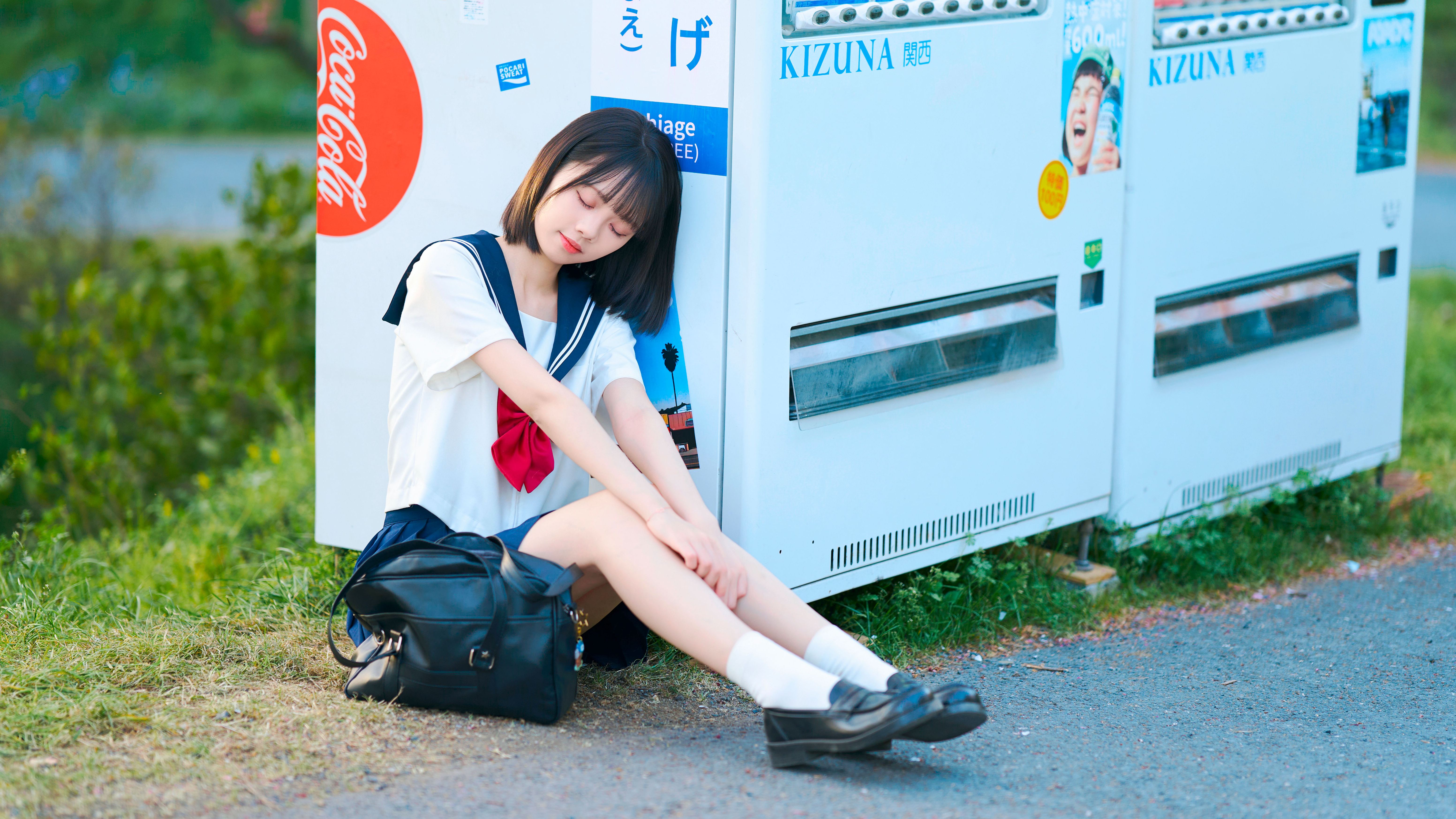 你是说樱花树下会刷新青春jk美少女，还分你一只耳机？