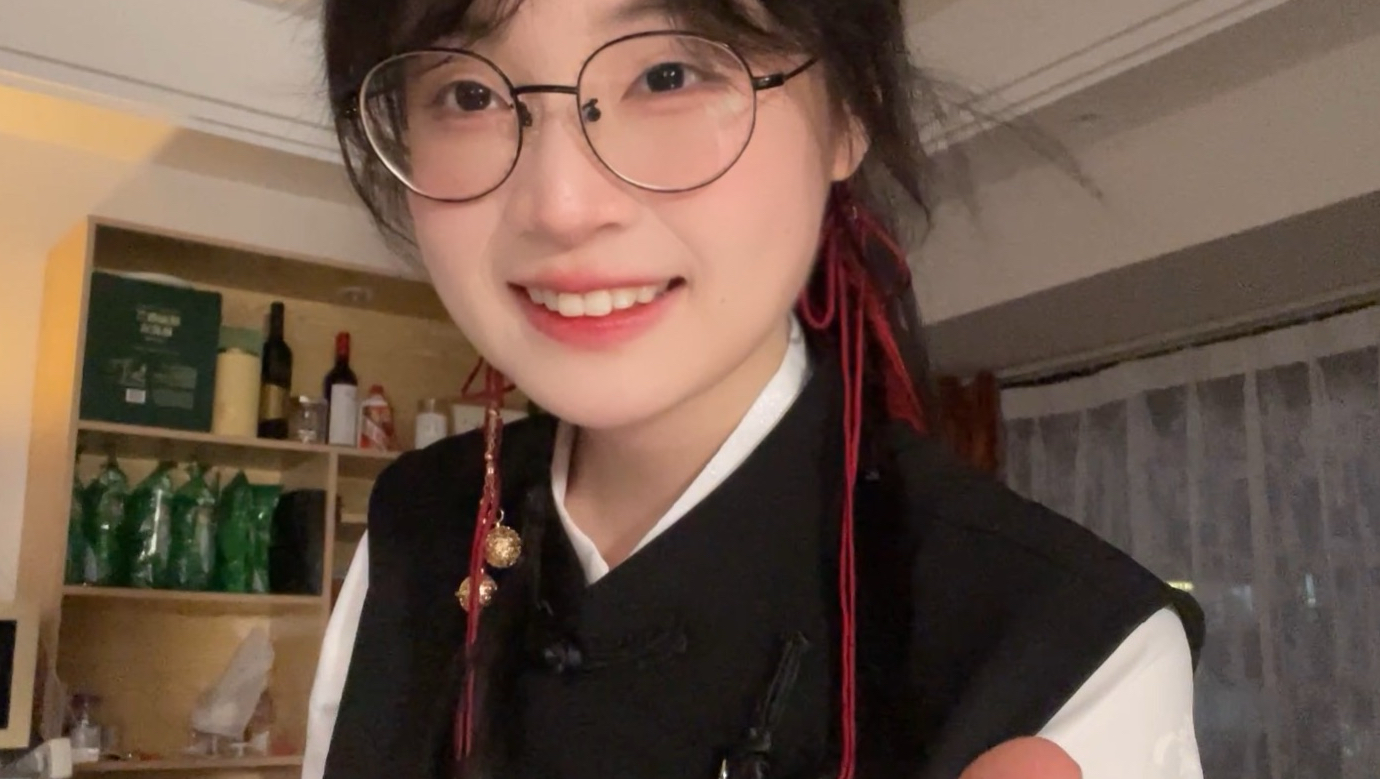 《兰亭序》当前奏响起的时候，宿命感便拉满了