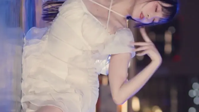 【4K竖屏】人鱼公主❤️深蓝世界里最耀眼的光《Underwater》
