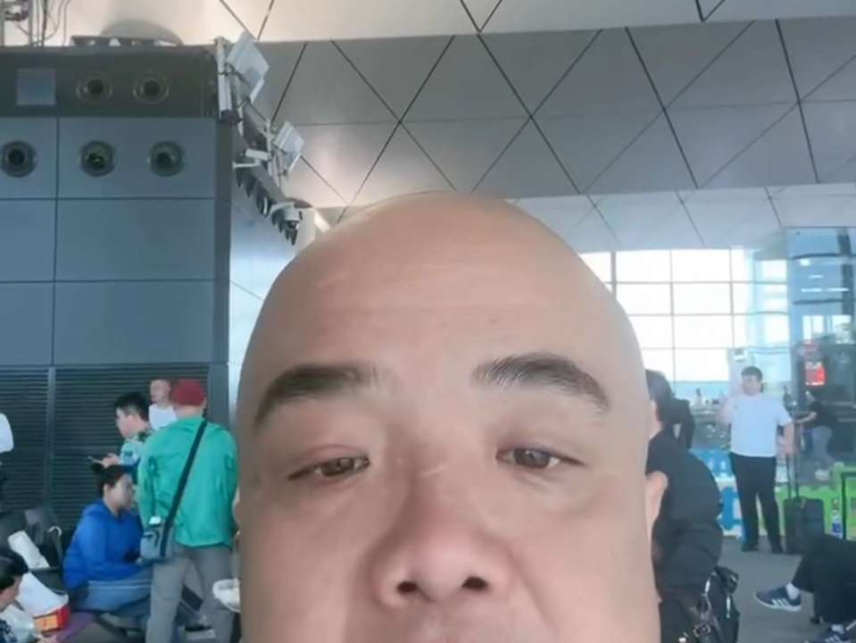 舰长送的满月刀哥祝福 十分感谢 落泪了