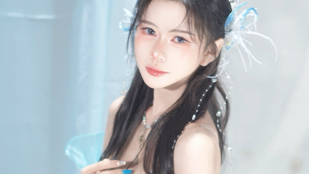 你好呀 这里插播一条小美人鱼的打工日常
