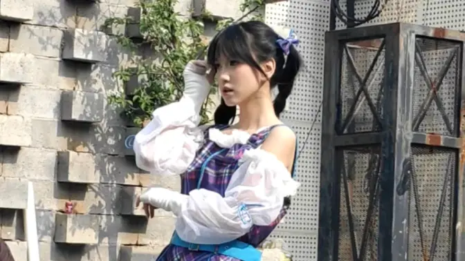 什么？小花竟然出现在秦皇岛随舞了？！